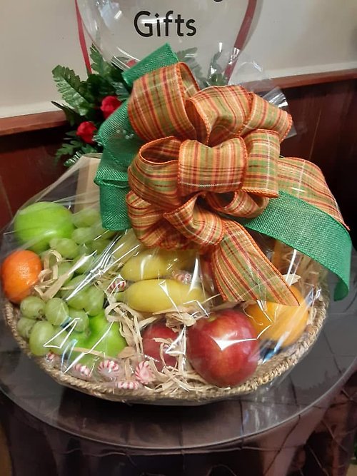 Nature’s Bounty Fruit Basket